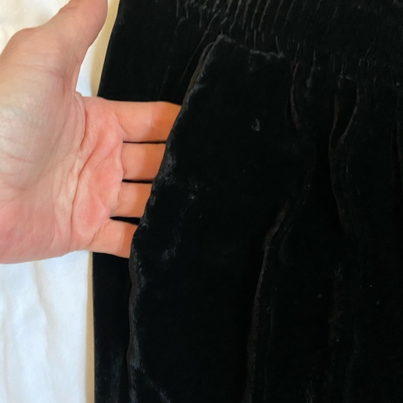 Sandro Women's Pull On Black Velvet Pants Whimsygoth Grunge Witchy Quiet Luxury - Picture 8 of 17